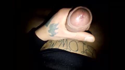 Snapshot of johnlong25cm chatting on 12/17/24, 01:05 johnlong25cm online show from 12/17/24, 01:05