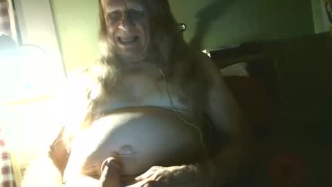 johnnieq1971 online show from 05/04/26, 01:45