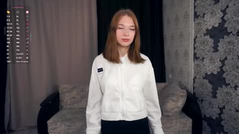 Snapshot of johnnietantum chatting on 10/16/25, 05:36 Rocio online show from 10/16/25, 05:36