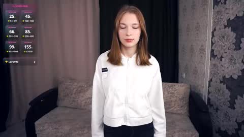 Snapshot of johnnietantum chatting on 10/27/25, 06:12 Rocio online show from 10/27/25, 06:12