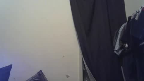 Snapshot of johnny1991blunt chatting on 05/13/26, 08:23 johnny1991blunt online show from 05/13/26, 08:23