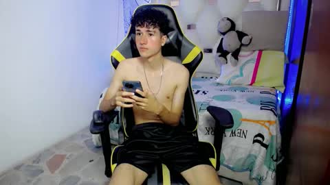 johnny_cagee online show from 11/21/25, 06:01