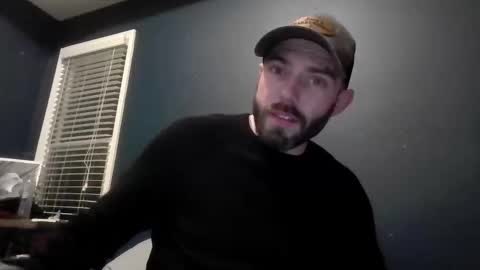 Snapshot of johnny_darkest chatting on 11/29/25, 04:26 Johnny Darkest online show from 11/29/25, 04:26