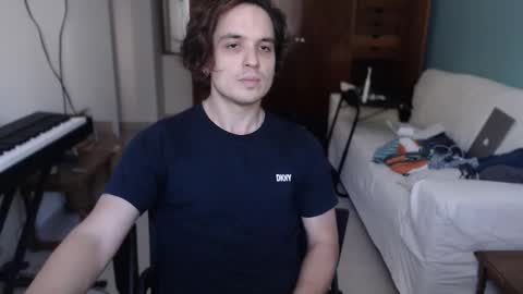 Johnny online show from 05/10/26, 06:24