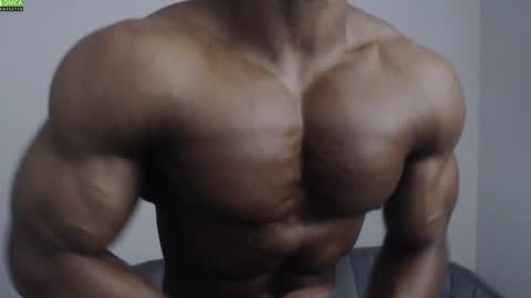 Snapshot of johnnydolce50 chatting on 01/09/25, 04:19 MASTER OF SUBS BETA SLAVES online show from 01/09/25, 04:19