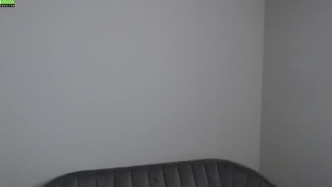 Snapshot of johnnydolce50 chatting on 02/10/25, 06:35 MASTER OF SUBS BETA SLAVES online show from 02/10/25, 06:35