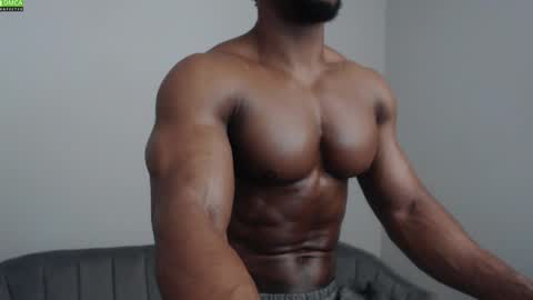 Snapshot of johnnydolce50 chatting on 02/11/25, 07:48 MASTER OF SUBS BETA SLAVES online show from 02/11/25, 07:48