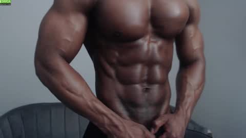 Snapshot of johnnydolce50 chatting on 02/20/25, 09:09 MASTER OF SUBS BETA SLAVES online show from 02/20/25, 09:09