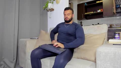 JOHNNY online show from 12/11/24, 10:27