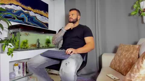 JOHNNY online show from 01/27/25, 11:54