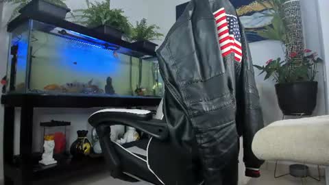 JOHNNY online show from 06/11/26, 12:32
