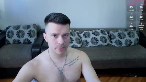 Snapshot of johnnylove21 chatting on 04/07/26, 02:39 Johnny online show from 04/07/26, 02:39