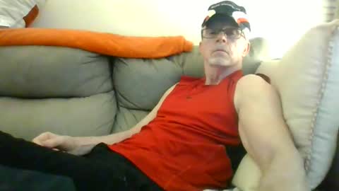 johnnyrocket12345678 online show from 10/26/25, 02:39