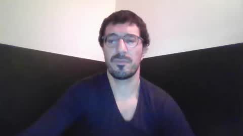 Snapshot of johnparis7575 chatting on 11/28/25, 10:23 Johnfrench online show from 11/28/25, 10:23