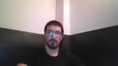 Snapshot of johnparis7575 chatting on 01/09/26, 11:39 Johnfrench online show from 01/09/26, 11:39