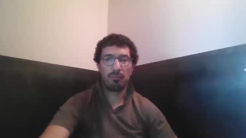 Snapshot of johnparis7575 chatting on 05/18/26, 09:20 Johnfrench online show from 05/18/26, 09:20