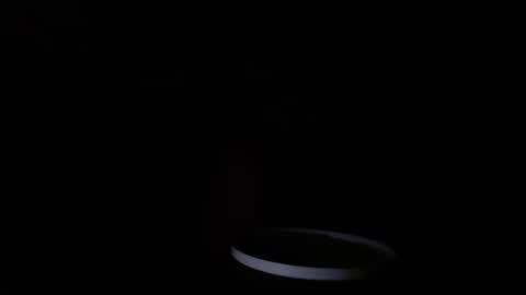Snapshot of johnsamuels2 chatting on 02/05/25, 01:11 John Samuels online show from 02/05/25, 01:11
