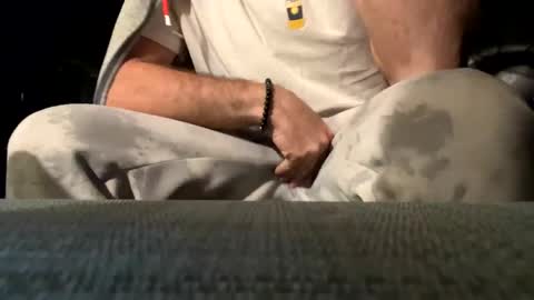 Snapshot of johnsmith2327 chatting on 01/20/25, 02:43 johnsmith2327 online show from 01/20/25, 02:43