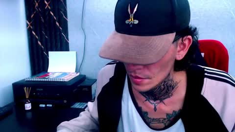 Snapshot of johnsonisaac94_ chatting on 02/17/25, 10:18 johnsonisaac94 online show from 02/17/25, 10:18