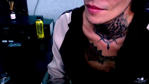Snapshot of johnsonisaac94_ chatting on 02/22/25, 07:34 johnsonisaac94 online show from 02/22/25, 07:34
