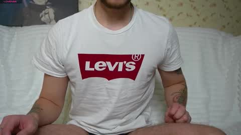 Snapshot of johnstoneisland chatting on 03/16/26, 08:57 John online show from 03/16/26, 08:57