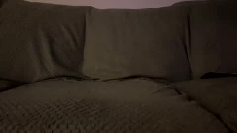 Snapshot of johnthomasbwc chatting on 12/21/25, 11:56 JohnThomasBWC online show from 12/21/25, 11:56