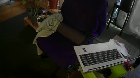 johntylerr833 online show from 05/08/26, 10:04