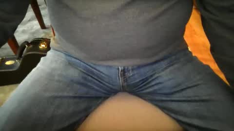 Snapshot of johnxxx549 chatting on 02/20/26, 01:33 johnxxx549 online show from 02/20/26, 01:33