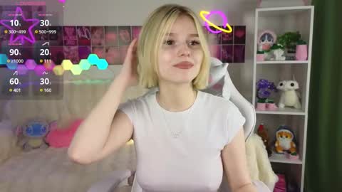 Snapshot of joice_queen chatting on 02/18/25, 12:26 Paula online show from 02/18/25, 12:26