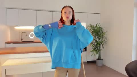 Alva online show from 04/22/26, 11:12