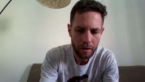 jojo19844 online show from 10/15/25, 08:36