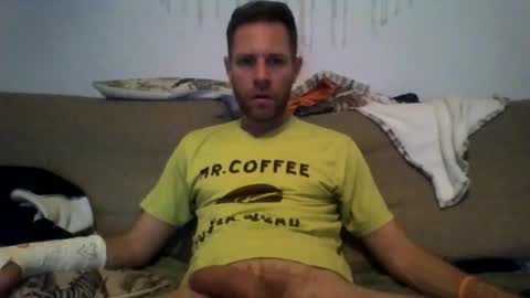 jojo19844 online show from 12/02/25, 10:27