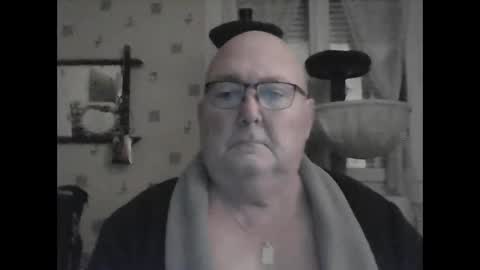 jojo60000529566 online show from 01/06/25, 04:23