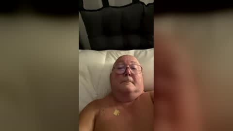 jojo60000529566 online show from 12/15/25, 08:24