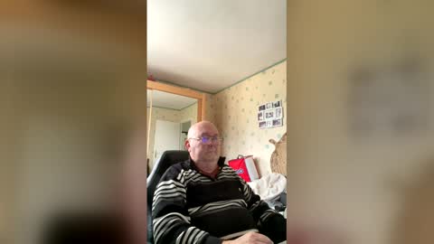 Snapshot of jojo60000529566 chatting on 01/12/26, 03:28 jojo60000529566 online show from 01/12/26, 03:28