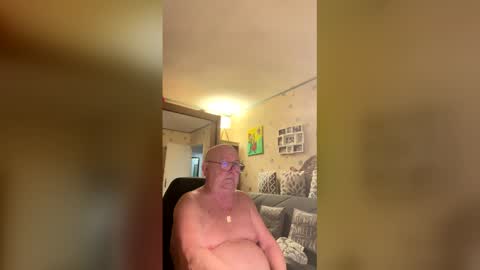 Snapshot of jojo60000529566 chatting on 03/17/26, 05:55 jojo60000529566 online show from 03/17/26, 05:55