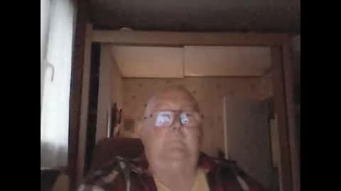 Snapshot of jojo60000529566 chatting on 05/05/26, 06:49 jojo60000529566 online show from 05/05/26, 06:49
