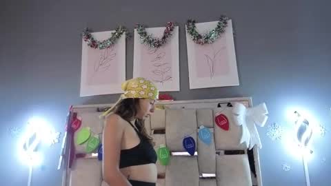 jolie_lov online show from 12/15/25, 01:26