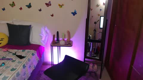 Snapshot of jolie_mature_ chatting on 12/06/24, 10:52 Jolie Mature online show from 12/06/24, 10:52