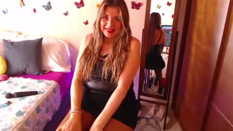 Snapshot of jolie_mature_ chatting on 12/11/24, 07:46 Jolie Mature online show from 12/11/24, 07:46