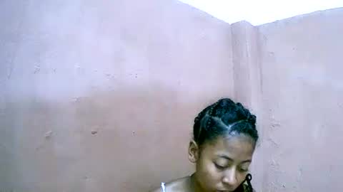 Snapshot of joliekah27 chatting on 02/01/25, 07:34 joliekah27 online show from 02/01/25, 07:34