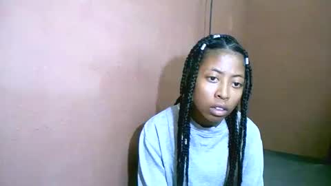 Snapshot of joliekah27 chatting on 02/26/25, 06:43 joliekah27 online show from 02/26/25, 06:43