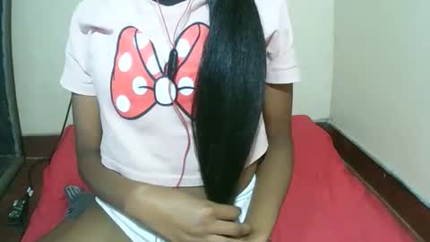 joliekah27 online show from 12/14/25, 08:46