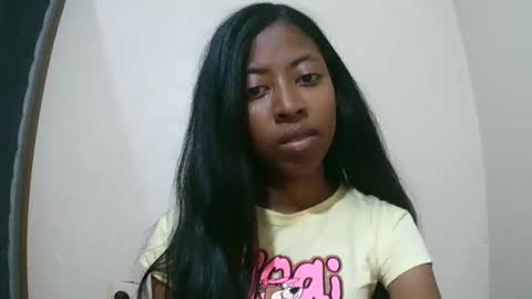 joliekah27 online show from 12/19/25, 12:17