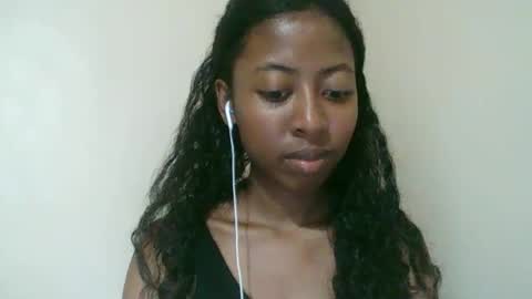 joliekah27 online show from 03/24/26, 11:48