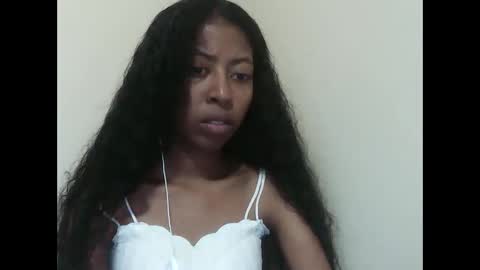joliekah27 online show from 04/10/26, 08:52