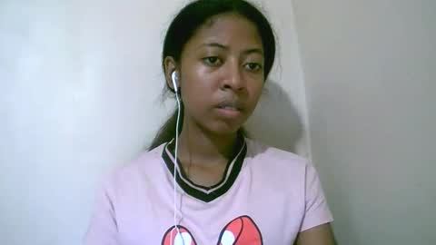 joliekah27 online show from 04/30/26, 09:19