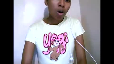 joliekah27 online show from 05/27/26, 08:00