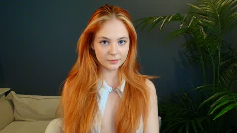 Snapshot of jolly_bean chatting on 01/17/25, 10:55 Polly online show from 01/17/25, 10:55