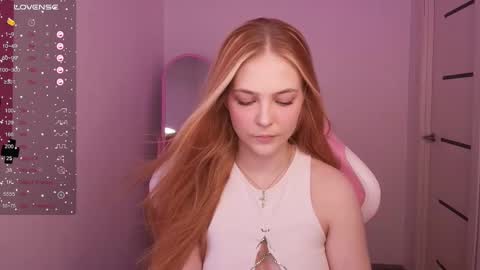 Snapshot of jolly_bean chatting on 02/24/25, 08:38 Polly online show from 02/24/25, 08:38